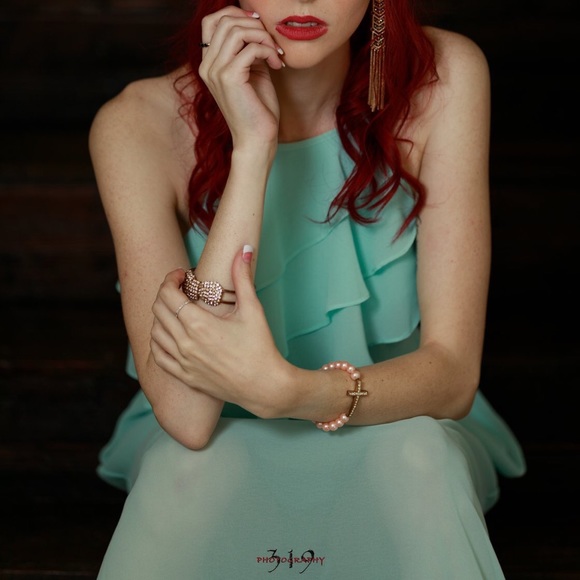 Women’s Formal dress size 0 - Picture 2 of 4